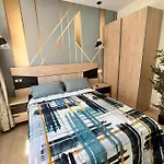 Apartment Lujo Proyector, Maquina Arcade, Wifi Y Patinetes