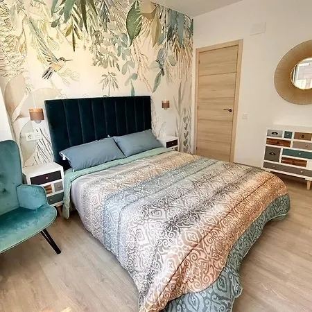 Lujo Proyector, Maquina Arcade, Wifi Y Patinetes *